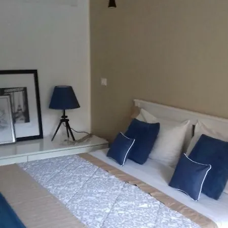 Casatania Guest house *